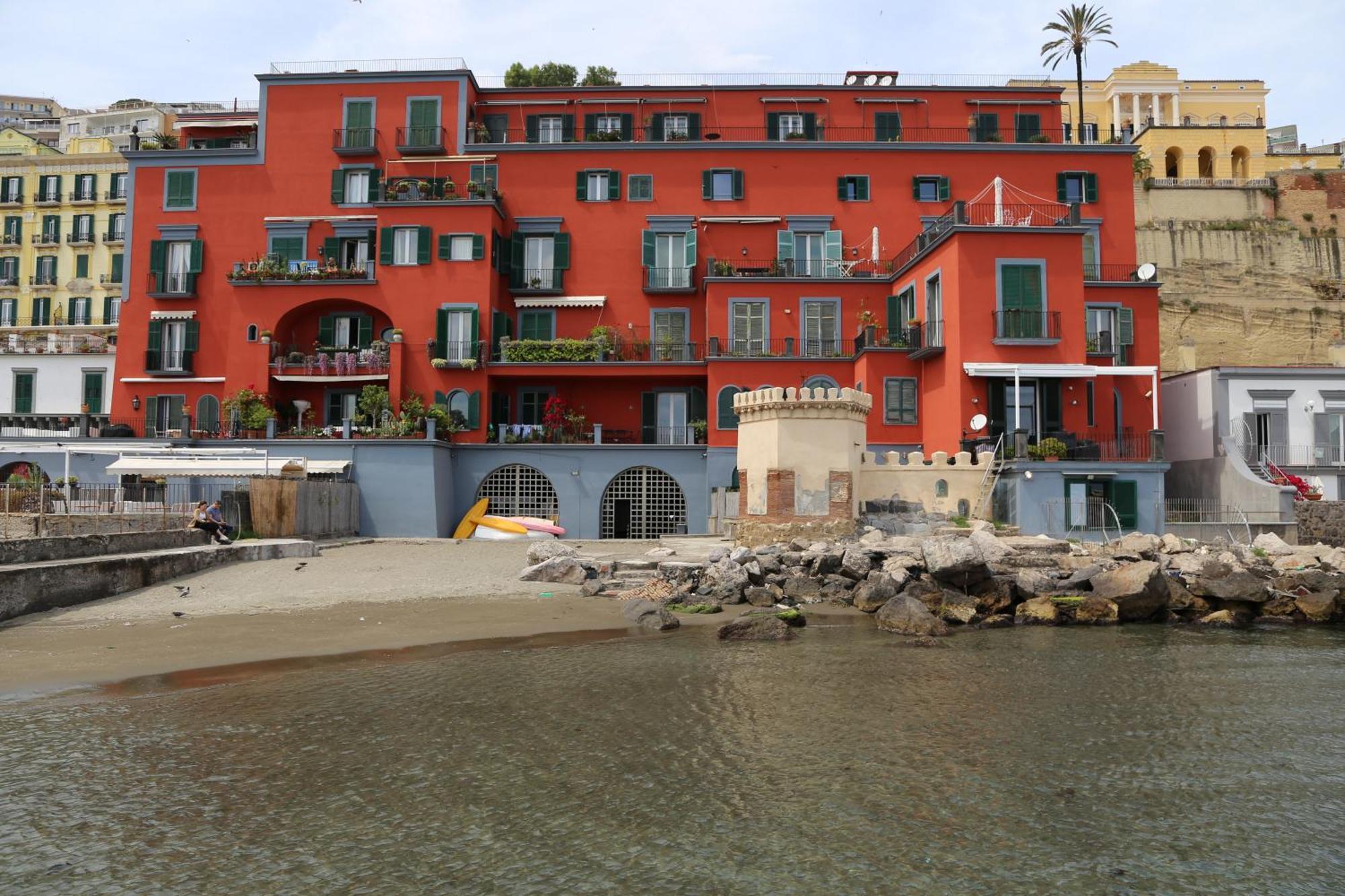 La Casetta Con La Spiaggia Nápoly Kültér fotó