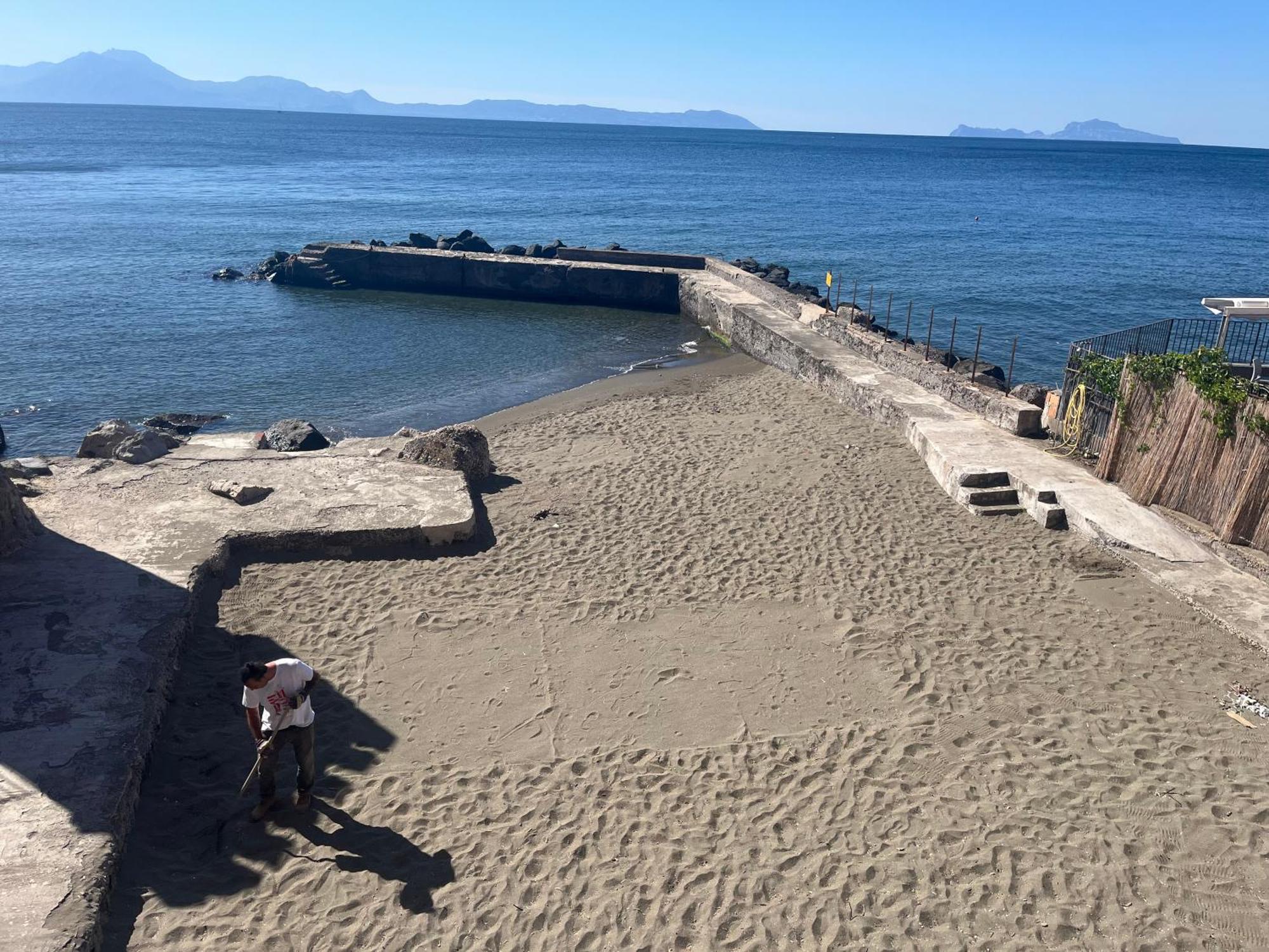 La Casetta Con La Spiaggia Nápoly Kültér fotó